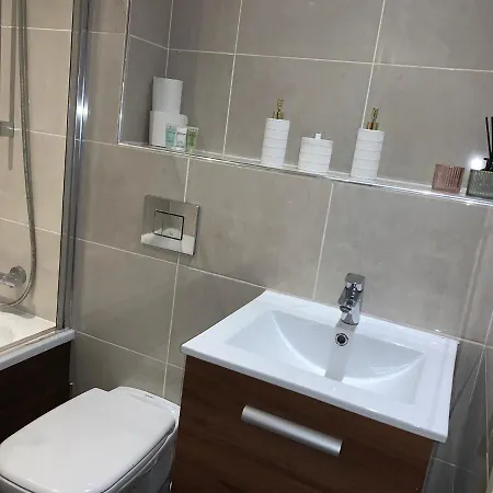 Xb --city Centre Luxury Modern דירה